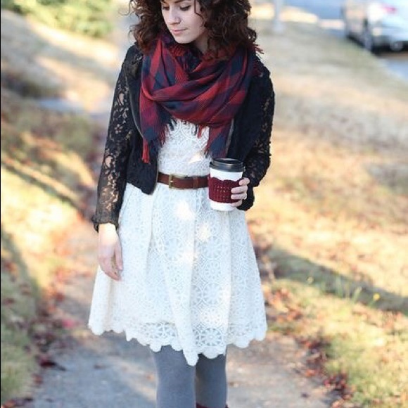 MYSTIC | Vintage Lace dress! - Picture 7 of 7